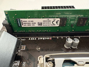 Intel i7 6700 + Gigabyte Z170 + 4GB RAM (8 фото из 8)