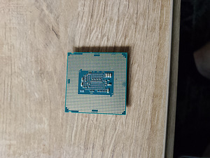 CPU (1 foto / 2)