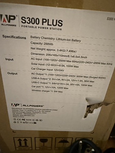 ALLPOWERS S300 Plus Portable Power Station 300W 288Wh + Sola (2 foto / 3)