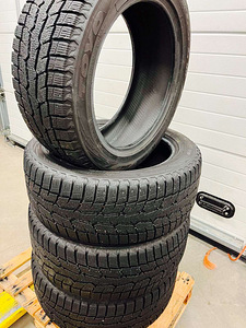 Toyo 216/55/17 (2 фото из 2)