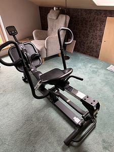 Тренажёр Inspire Fitness CR2 Cross Rower (1 фото из 7)