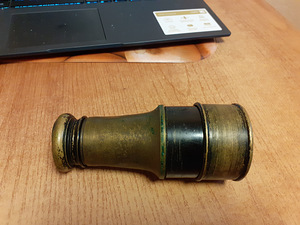 Binokkel (1 foto / 2)
