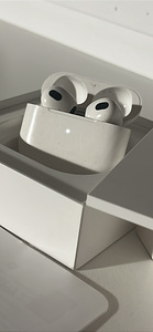 Airpods 3 (2 фото из 3)