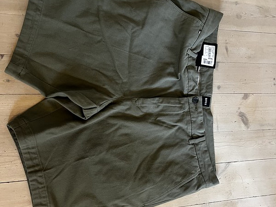 Шорты Hugo Boss