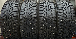 R15 шипованные шины Nokian 185/60/15 - 9мм - 100% шипы (1 фото из 1)