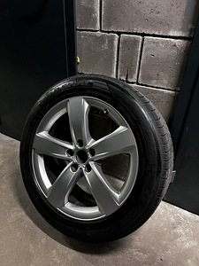 Veljed + Rehvid AUDI 235/50 R18 M+S (1 foto / 5)