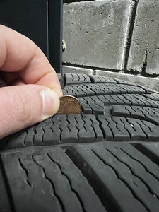 Veljed + Rehvid AUDI 235/50 R18 M+S (2 foto / 5)