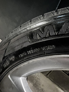 Veljed + Rehvid AUDI 235/50 R18 M+S (4 foto / 5)