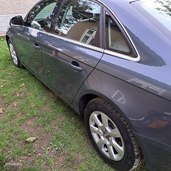 AUDI A4 B8 2008. 105 л.с.