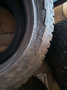 Hankook (3 фото из 5)