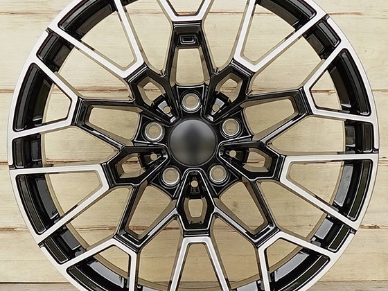 R18 BMW 5x120 R18 диски 5x120 F10 F11 F06 F12 F13 F01 и т.д.