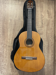 Гитара Yamaha C40 + Чехол (1 фото из 7)
