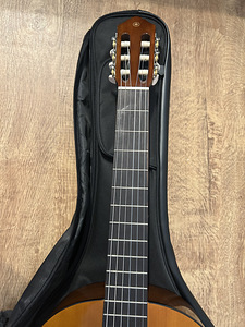 Гитара Yamaha C40 + Чехол (3 фото из 7)