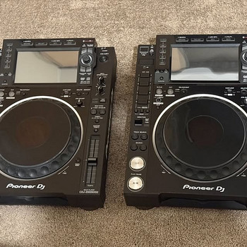 Pioneer DJ CDJ 2000 nxs 2