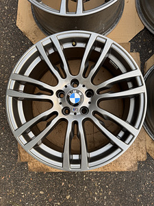 19" оригинальные диски BMW стиль 403M 5x120 (3 фото из 9)