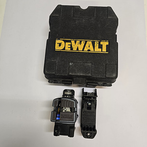 Nivelir DeWalt DW089K + Kohver Katki Klaas (2 foto / 10)