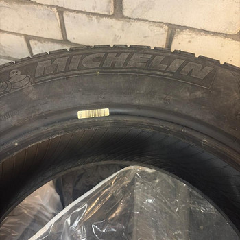 НЕ ИСПОЛьЗОВАННАЯ ЗИМНЯЯ РЕЗИНА ЛАМЕЛь MICHELIN 4ШТ
