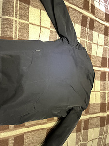 Мужская куртка Moncler (3 фото из 3)