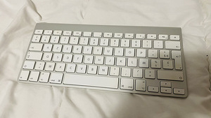Magic Mouse Apple A1657 + клавиатура A1314 (1 фото из 7)