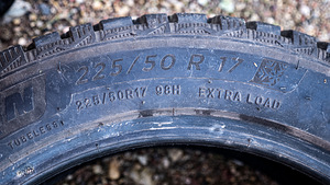 Talve Rehvid Michelin X-Ice North 4 225/50R17 RunFlat (4tk.) (5 foto / 9)