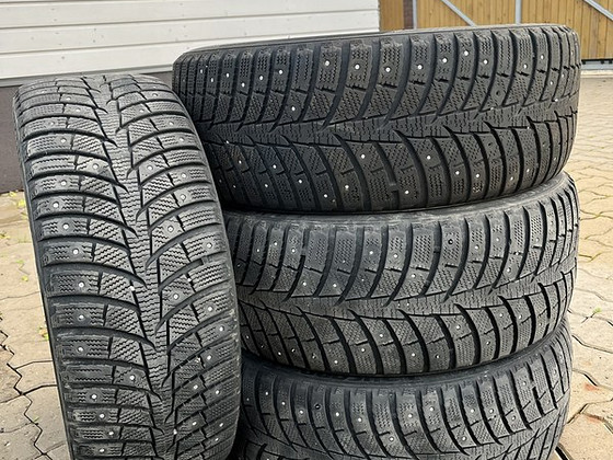 215 45 R17