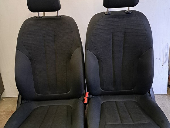 Esiistmed BMW 5. seeria 2020