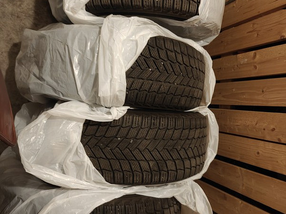 Шины - Michelin X-Ice Snow 235/55 R18