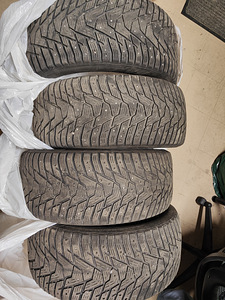 Резина 4tk. Hankook 245/45/18 T100 (4 фото из 4)