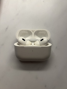 AirPods Pro 2 (1 фото из 4)