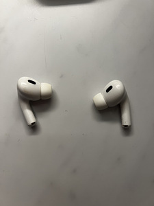 AirPods Pro 2 (4 фото из 4)