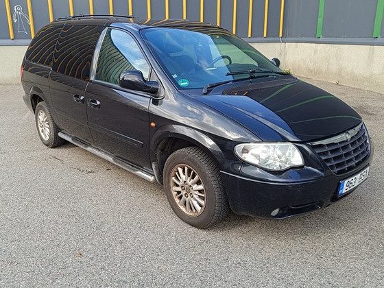 Продам Chrysler Grand Voyager