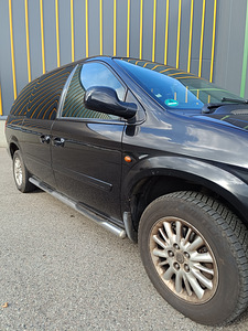 Продам Chrysler Grand Voyager (7 фото из 15)