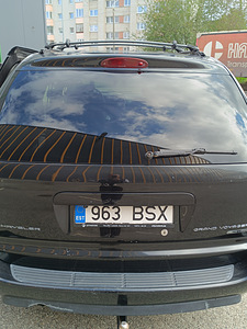 Продам Chrysler Grand Voyager (14 фото из 15)