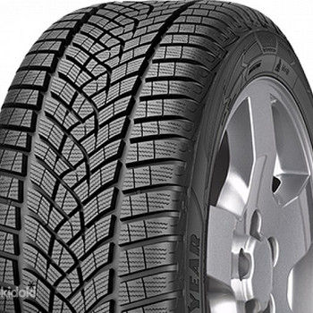 Goodyear Ultragrip m+s 235/50/20