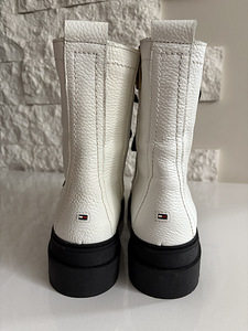 Ботинки Tommy Hilfiger (3 фото из 4)