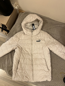 Куртка PUMA (1 фото из 3)