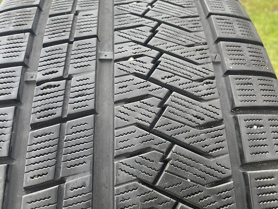 Snowlink R20 275/40 245/45