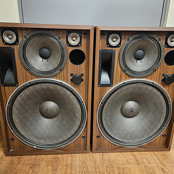 Sansui SP-5000 4-Way HiFi Floorstanding Loudspeakers