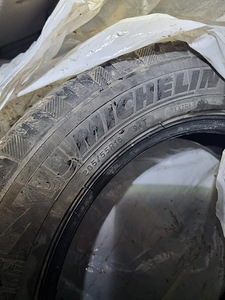 Michelin naastrehvid naelrehvid 205/55 r16 (5 foto / 6)