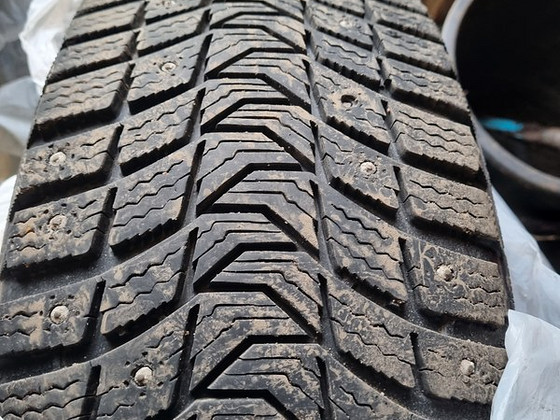 Шипованные шины Michelin 205/55 r16