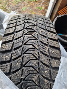 Michelin naastrehvid naelrehvid 205/55 r16 (1 foto / 6)