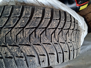 Michelin naastrehvid naelrehvid 205/55 r16 (4 foto / 6)