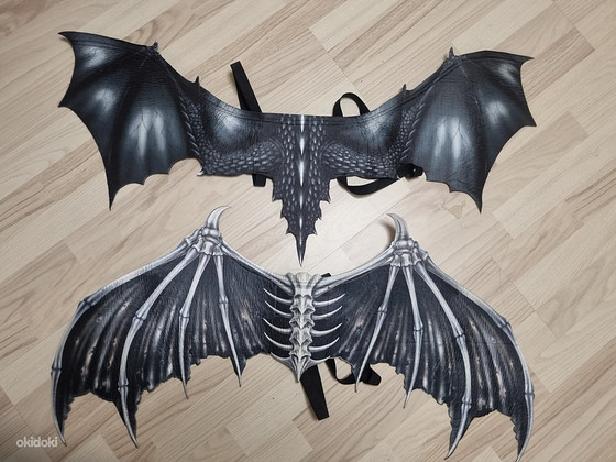 HALLOWEEN Deemoni TIIVAD rihmadega