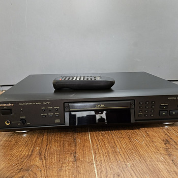 Technics SL-PG4 HiFi Compact Disc Player