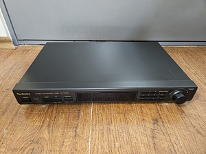 Technics ST-GT350 Stereo Synthesizer Tuner (2 foto / 3)