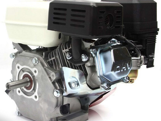 Бензиновый двигатель 7HP