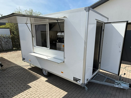 Toitlustushaagis/ food truck/ kiosk/ toiduhaagise RENT/MÜÜK