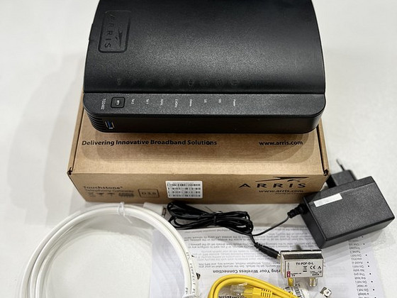 Arris TG2482B Elisa 5G, 4G, Wifi ruuter