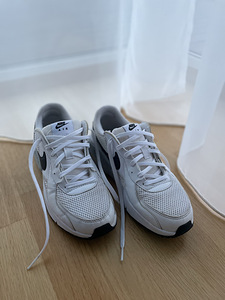 Nike Air Max 90 (2 foto / 3)