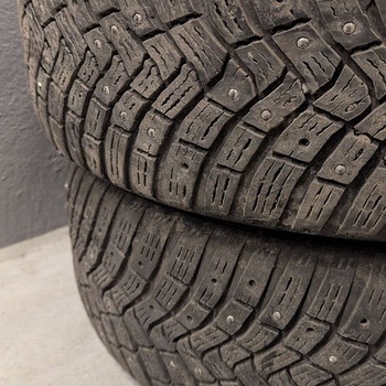 Шины Continental IceContact 3